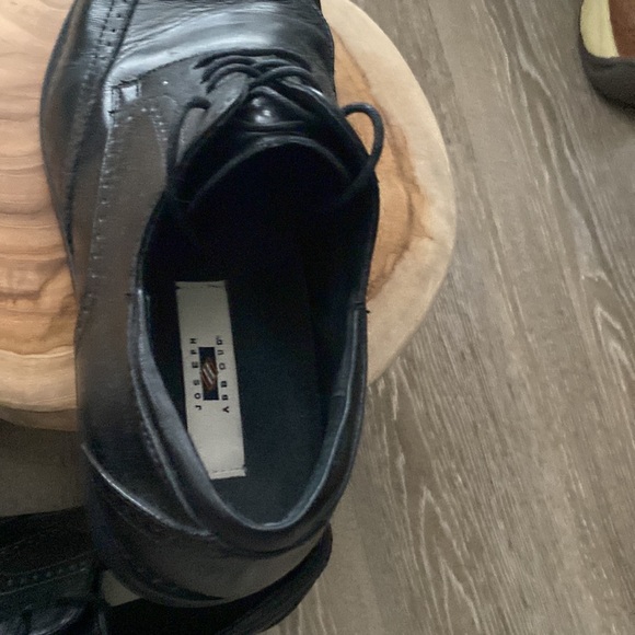 Mens black leather oxfords. - Picture 5 of 11